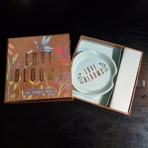 Love blooms  porcelain tray trinket box new